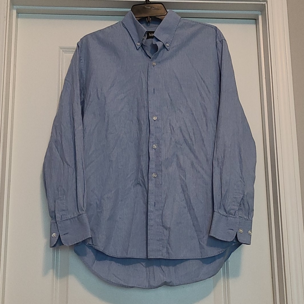 Men's Blue with white pinstripes button down sz S